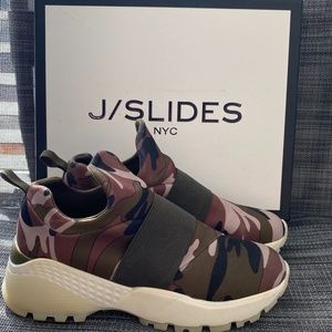 ✨J Slides Harlow Green Camo Daddy Sneakers 6.5M